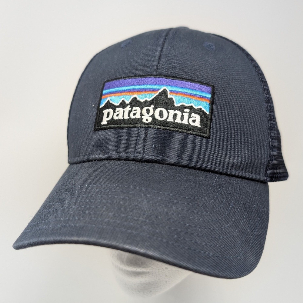 Patagonia P-6 Logo LoPro Trucker Hat Navy Blue Snapback Mesh Cap 38283